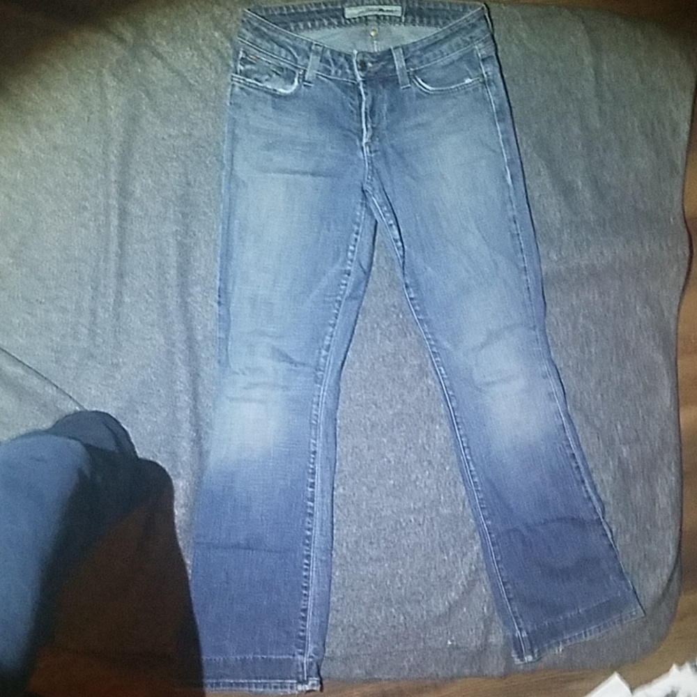 Size 26 Joe's bootcut jeans in almost perfect cond